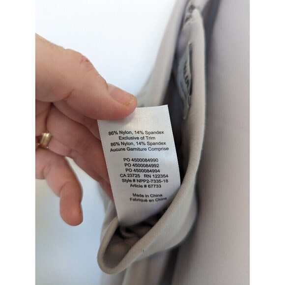 Aritzia Talula Skirt Womens Small Gray Mini Stretch Nylon Casual Active Neutral - Picture 8 of 8